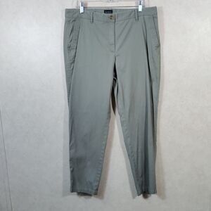 01157 Talbots olive green cotton Relaxed Fit Chino pants 12